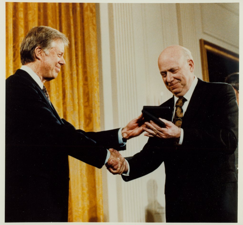 President Jimmy Carter presents Earl Stadtman the National Medal of Science