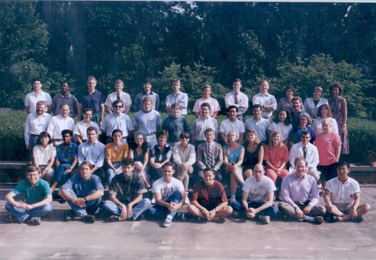 1992 photo of the NIAID Laboratory of Immunoregulation members showing Drew Weissman sitting cross-legged in the first row