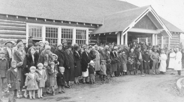residents of Darby, Montana, lining up at a schoolhouse to get free vaccinations against Rocky Mountain spotted fever in the 1930s