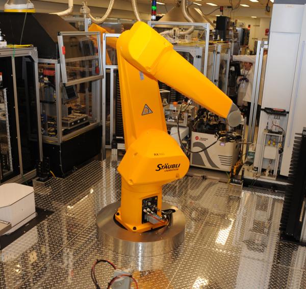 robot used for high-throughput, automated drug screening