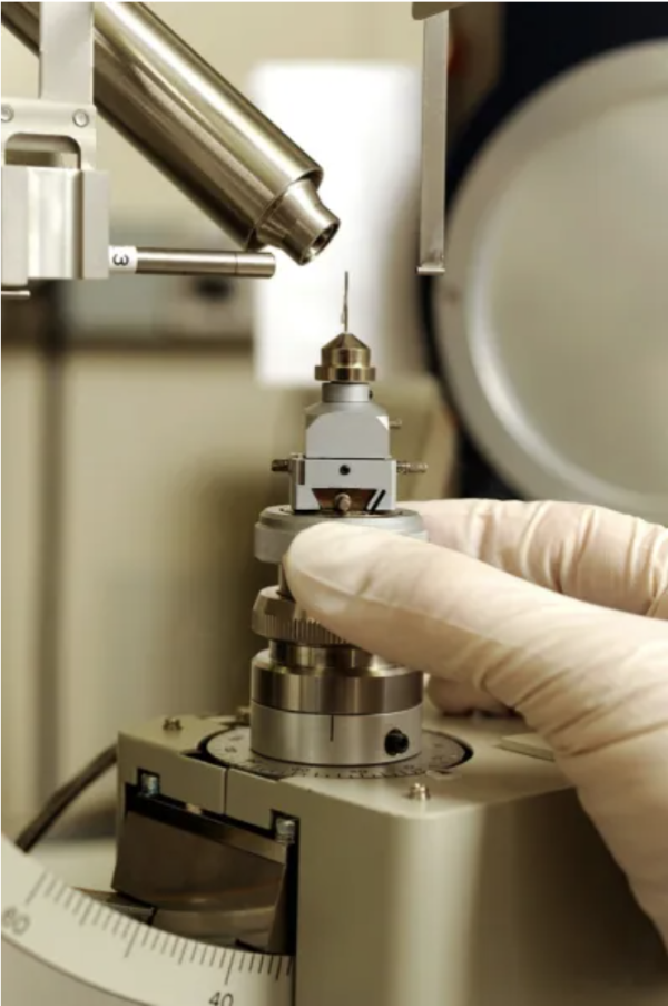 X-ray crystallography machine