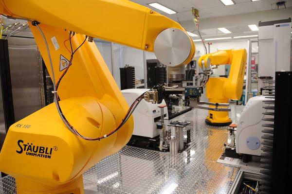 drug-screening robots