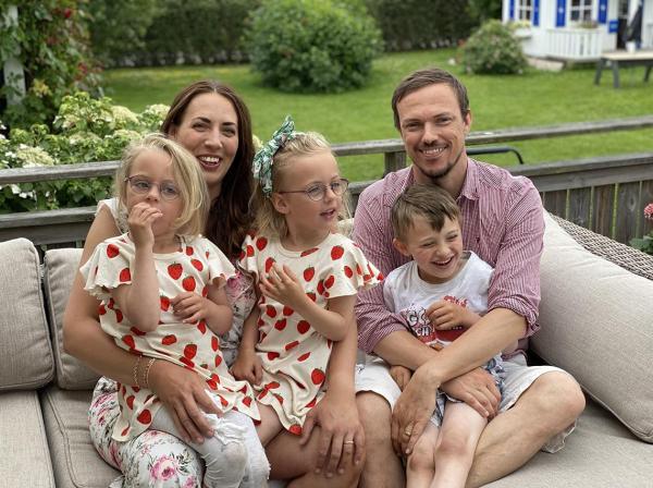 Swedish siblings with GM1 gangliosidosis Isabella, Julia, and Hampus Flysjo (left to right), seen here with their parents Jessica and Niclas